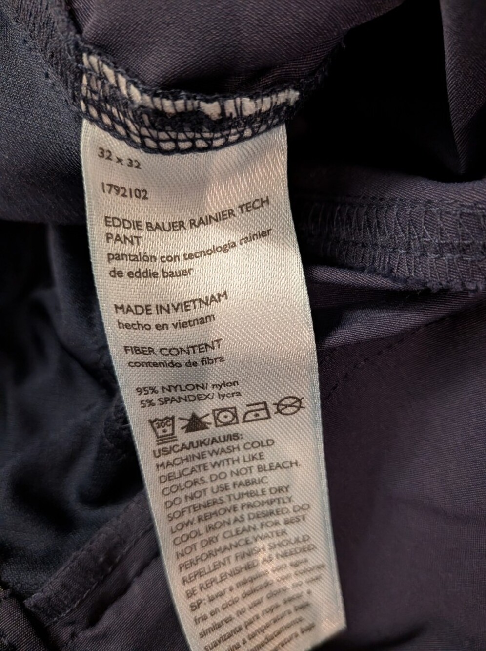 Eddie Bauer Men's Dark Navy Stretch Chinos - Picture 7 of 8